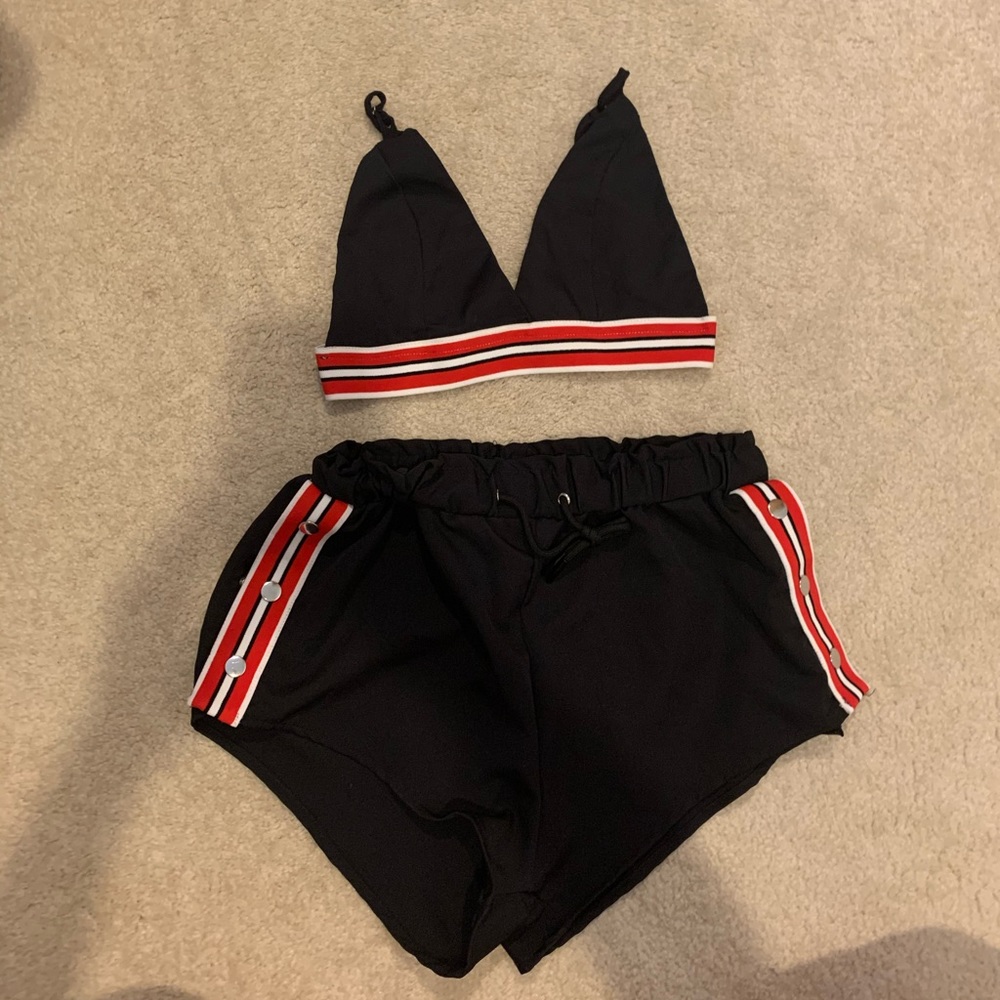Snap Shorts